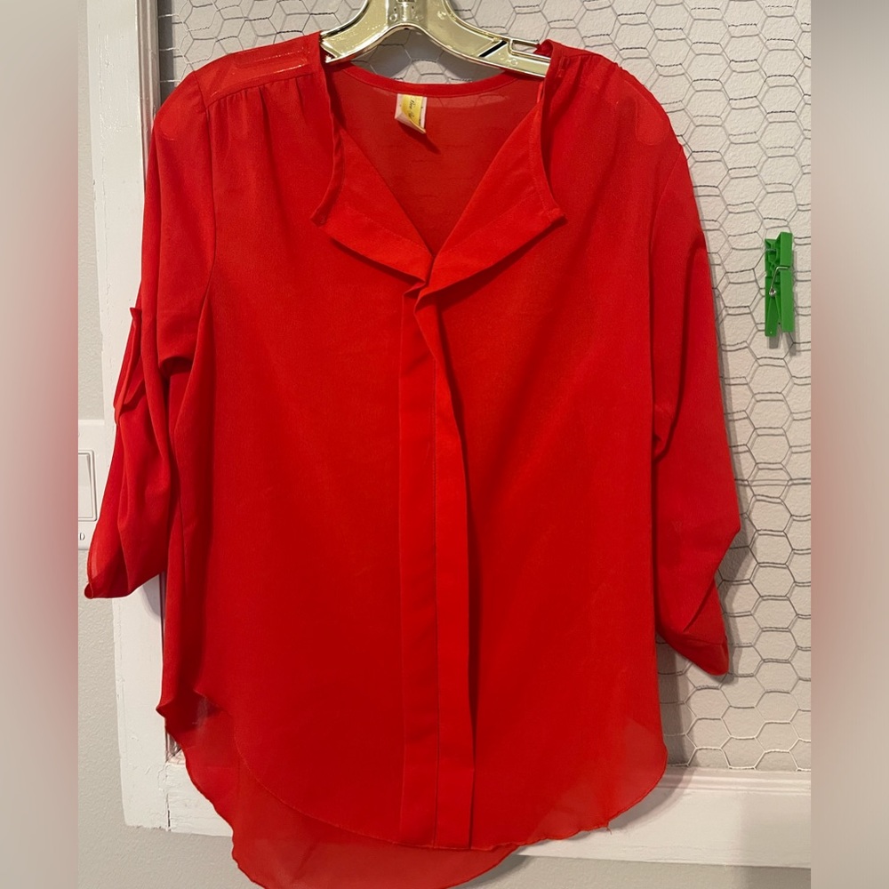 Bee Stitched Scarlet Red long sleeve dress blouse adjustable sleeves to 3/4